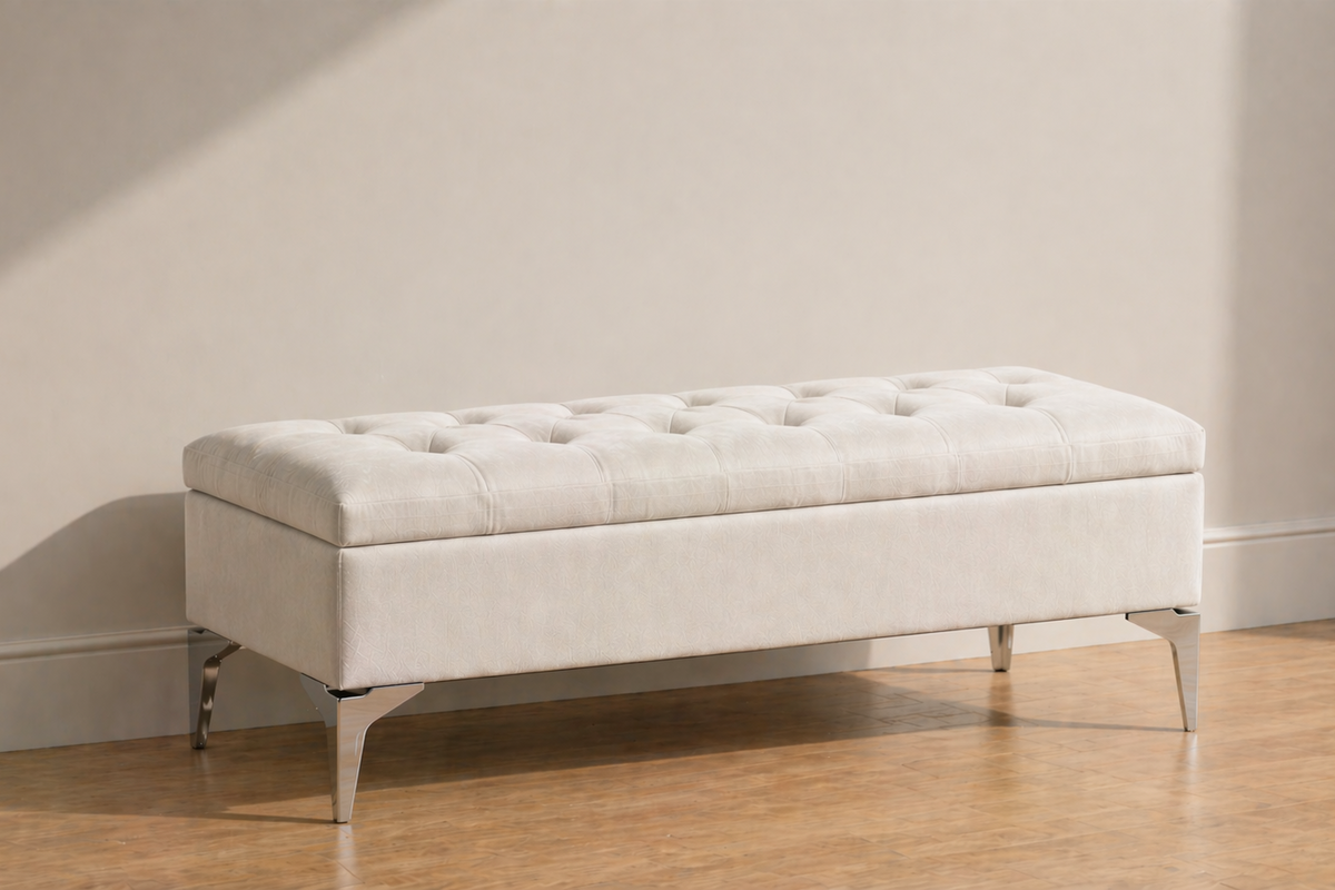 Banquette capitonné avec rangement écru