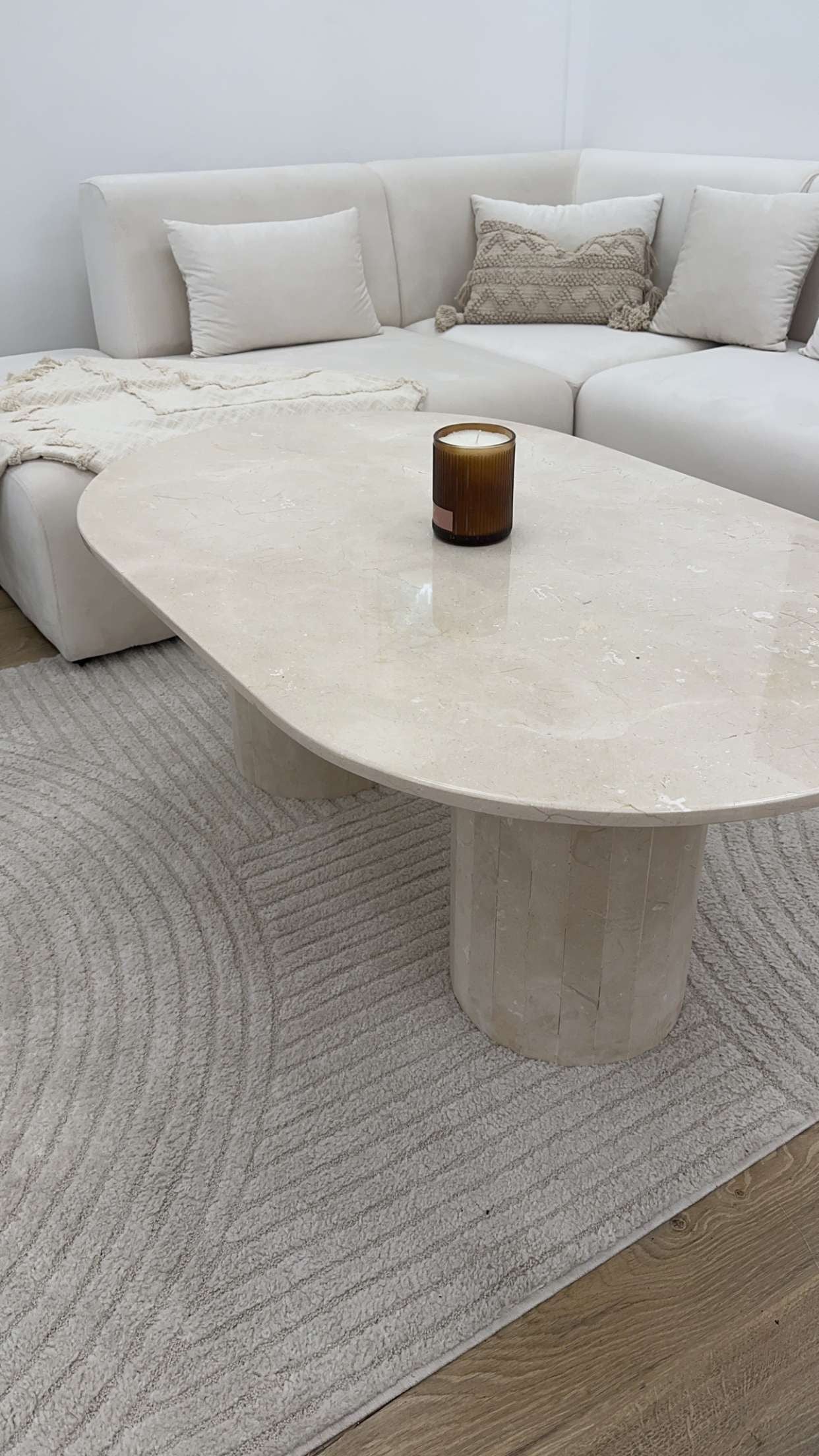 Table basse Oval marbre créma beige