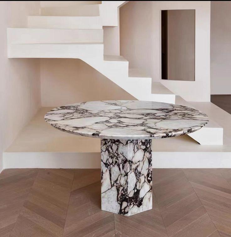 Table à manger ronde marbre calacatta