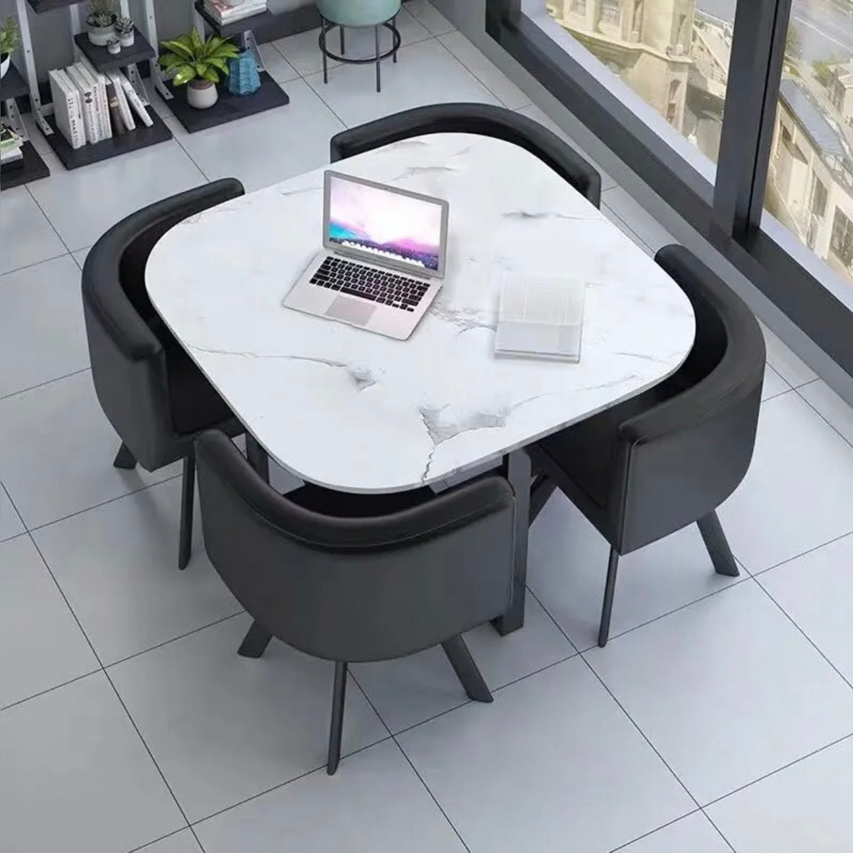 Table à manger 4 places VENDOME