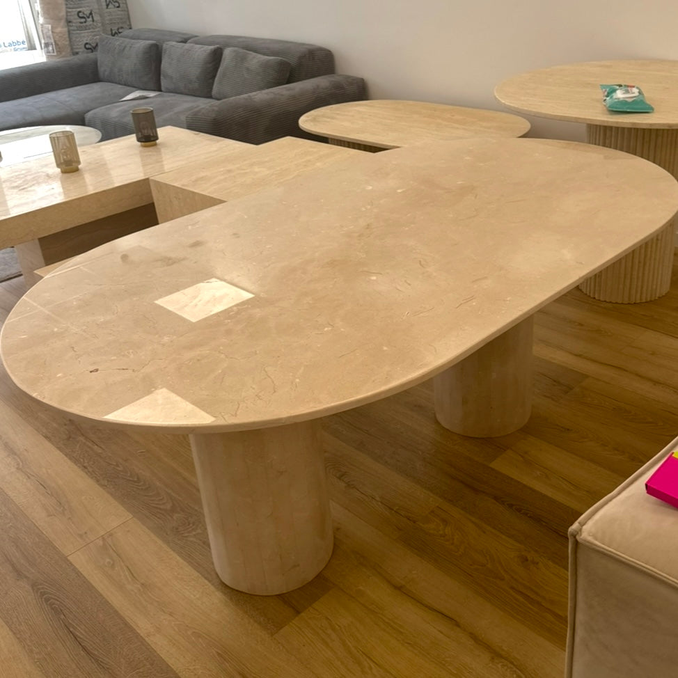 Table à manger oval Marbre créma beige
