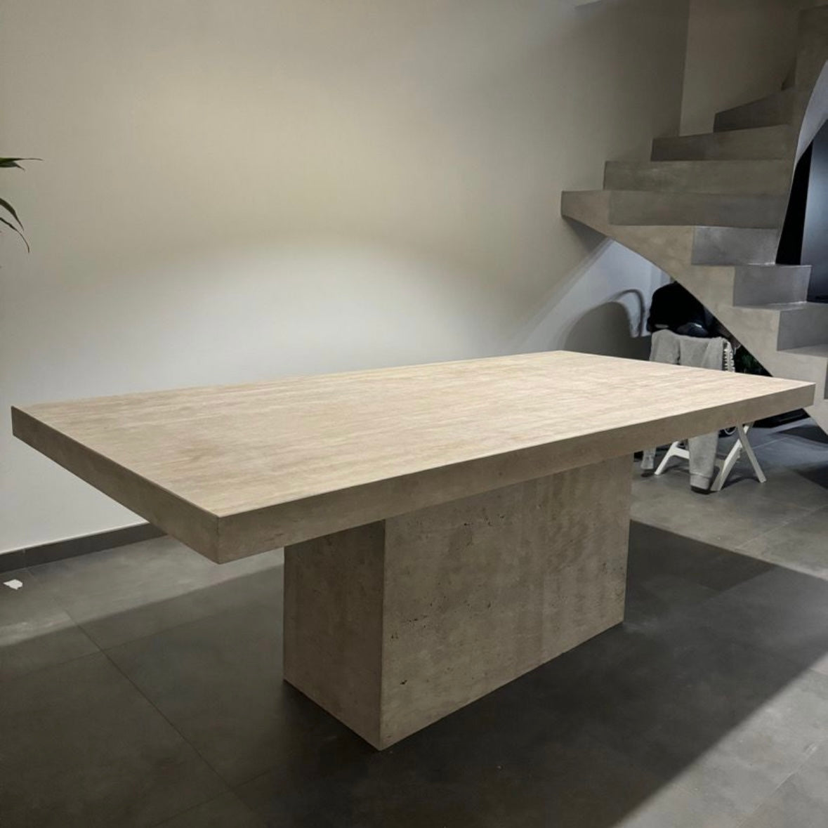 Table à manger rectangle bloc Travertin