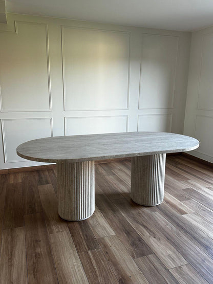 Table à manger ovale Travertin
