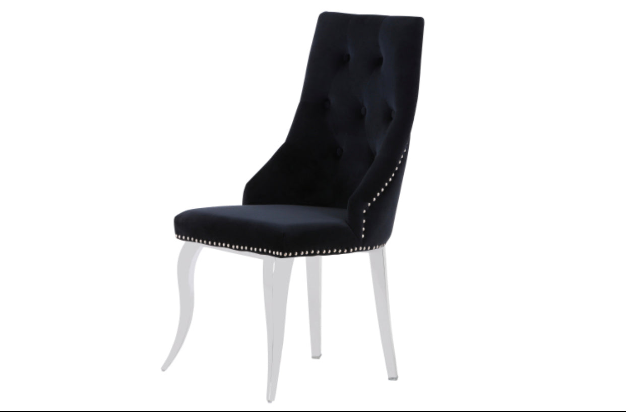 Chaise Anneau Clouté