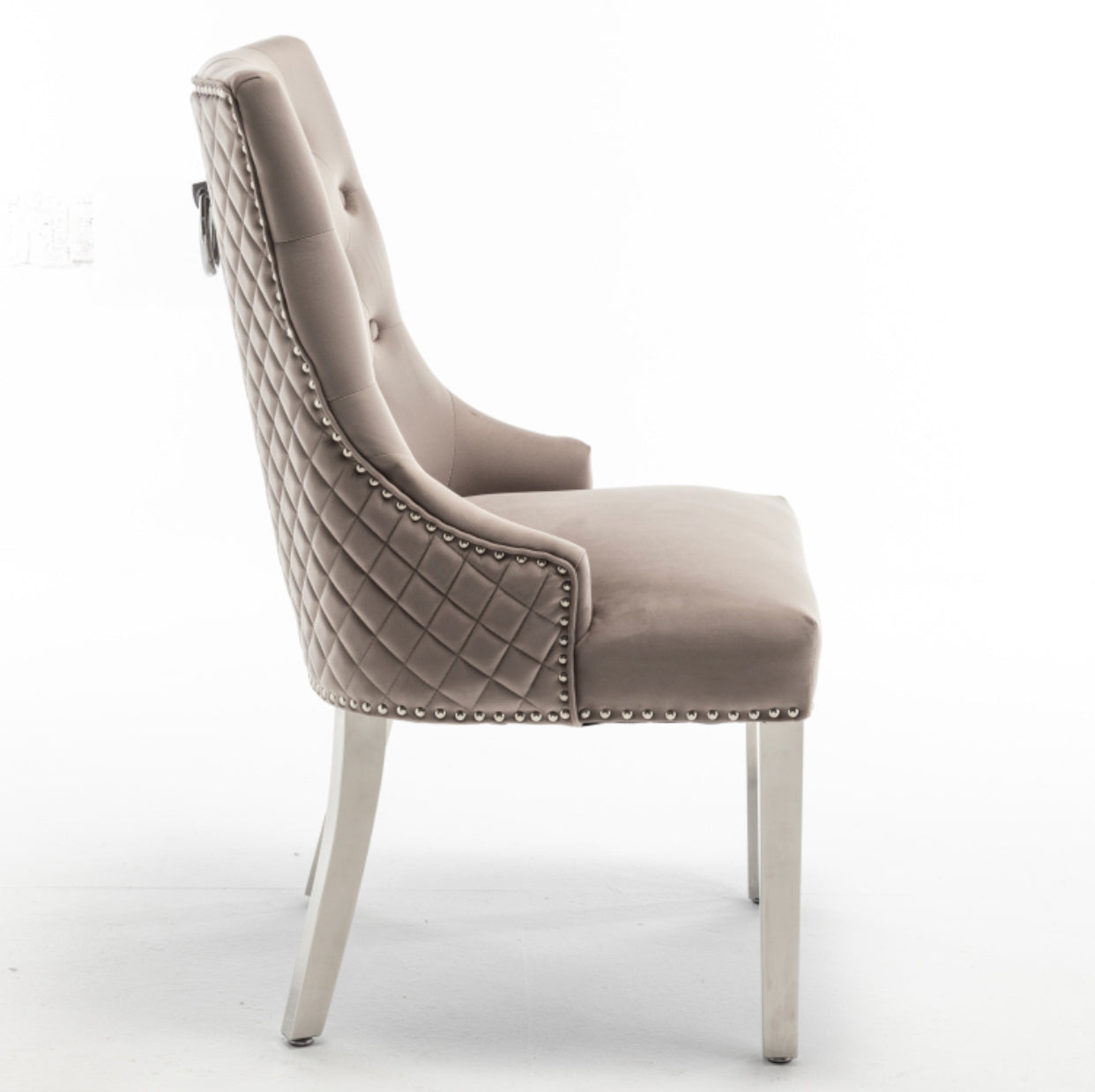 Chaise Anneau Clouté