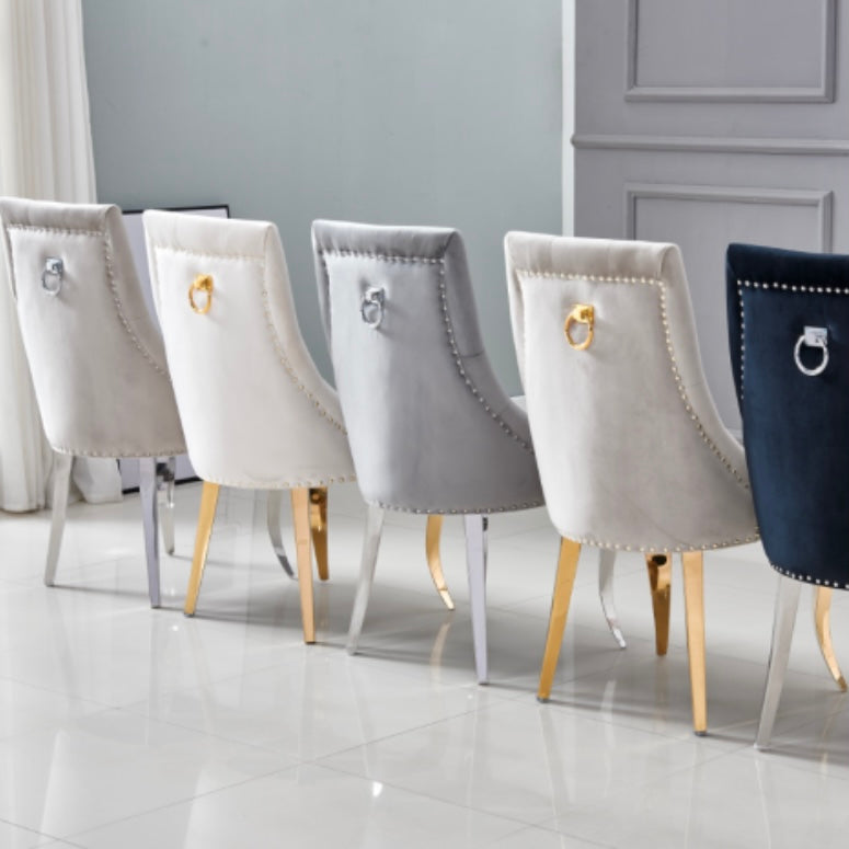 Chaise Anneau Clouté